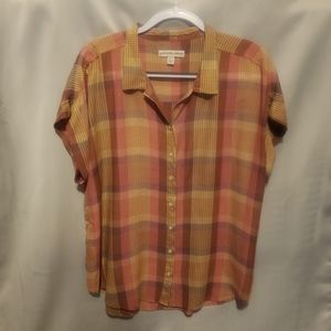 Alexander Jordan Short Sleeve button up shirt.